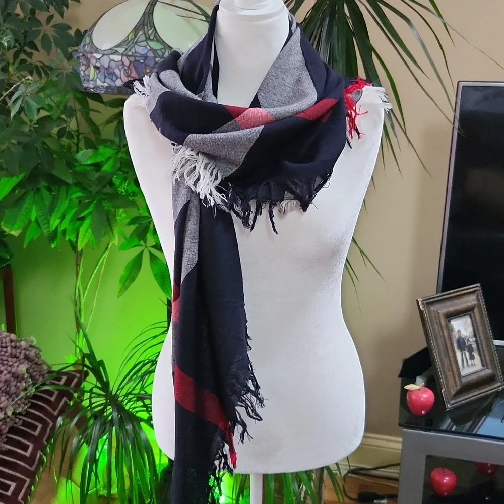 Burberry Tricolor Dark Navy Red White Fringe Scarf Shawl Square